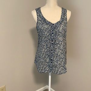 Sleeveless blouse